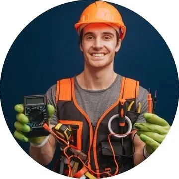 Eletricista no Ferrazópolis em São Bernardo do Campo SP – Atendimento Emergencial 24h Eletricista no Ferrazópolis em São Bernardo do Campo realizando atendimento elétrico emergencial residencial e comercial