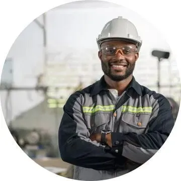 Eletricista no Independência em São Bernardo do Campo realizando atendimento elétrico emergencial 24 horas